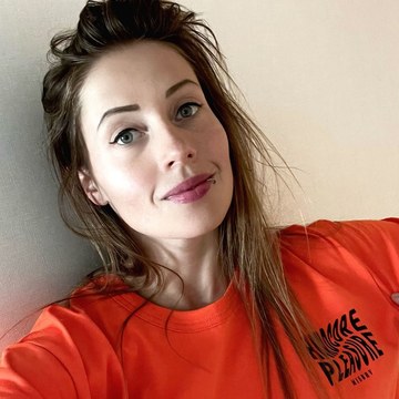 Charlotte de Witte - Music and Event Shoots Collection in charlottedewittemusic_3354828814997941037.jpg - hidden celebrity photo